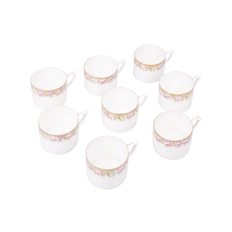 Koffiezetpot met koffiekopjes-zoom-