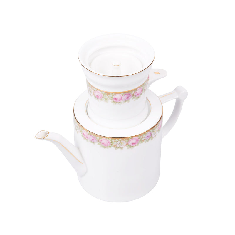 Koffiezetpot met koffiekopjes-zoom-