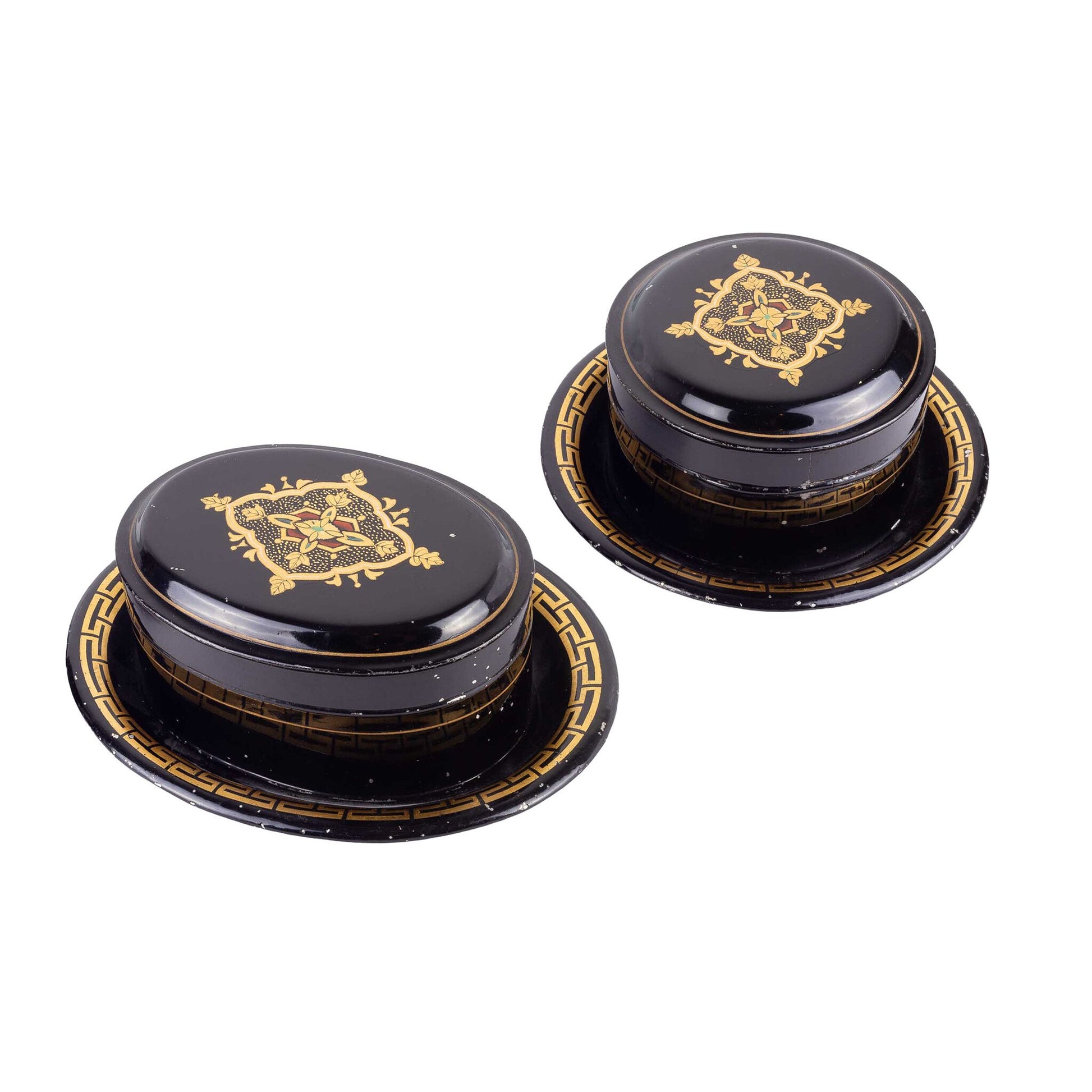 Twee blikken met onderblad-1