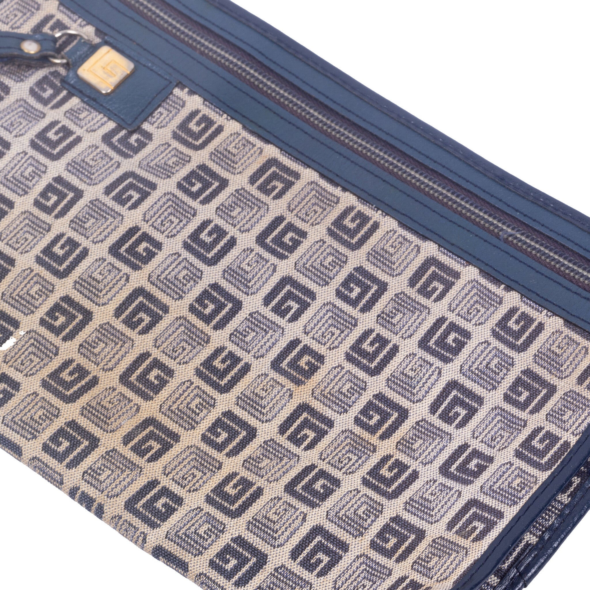 Vintage clutch van Guy Laroche