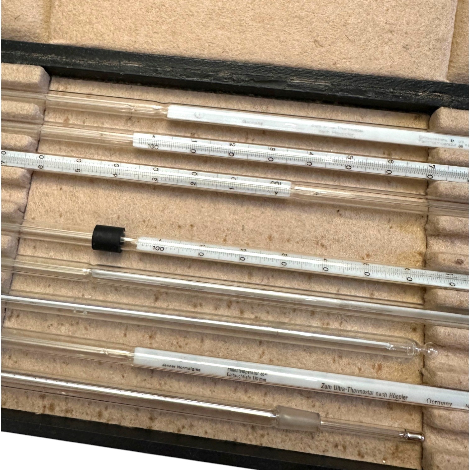 Doos met kwik thermometers, 20e eeuw-zoom-2